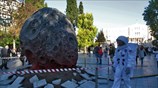 «Μετεωρίτης» στην πλατεία Συντάγματος