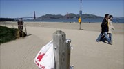 Η Καλιφόρνια απαγόρευσε τις πλαστικές σακούλες