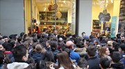 Θεσσαλονίκη: Ουρές στα καταστήματα για την «Μαύρη Παρασκευή»