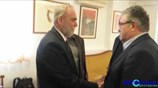 Το βιβλίο συλλυπητηρίων για τον θάνατο του Φιντέλ Κάστρο υπέγραψε ο Δ. Κουτσούμπας