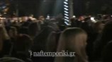 Άναψε το χριστουγεννιάτικο καράβι στο Σύνταγμα