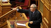 Υπερψηφίζει την τροπολογία για το έκτακτο βοήθημα ο Στ. Παναγούλης