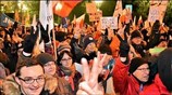 Ένταση εντός και εκτός κοινοβουλίου στη Βαρσοβία