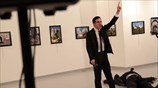 Άγκυρα: Η στιγμή της επίθεσης στον Ρώσο πρέσβη