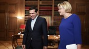 Συνάντηση Αλ. Τσίπρα με την Επίτροπο Περιφερειακής Πολιτικής