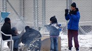 De Standaard για προσφυγικό: Η Ελλάδα έχει αφεθεί στη μοίρα της