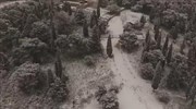 «Πετώντας» πάνω από το χιονισμένο Νεκρομαντείο Αχέροντα
