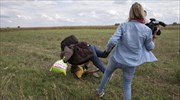 Ουγγαρία: Καταδικάστηκε η εικονολήπτρια που είχε κλωτσήσει πρόσφυγες
