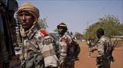 Δεκάδες νεκροί από έκρηξη σε στρατιωτική βάση στο βόρειο Μάλι