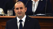 Ορκίστηκε ο νέος πρόεδρος της Βουλγαρίας Ράντεφ