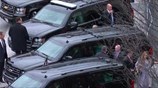 Πλάνα από την αναχώρηση του Ντόναλντ Τραμπ από την κατοικία του στην Ουάσιγκτον