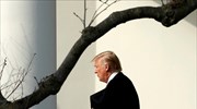 Δικαστήριο ακύρωσε προσωρινά το διάταγμα Τραμπ για τους ταξιδιωτικούς περιορισμούς