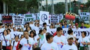 Φιλιππίνες: Στους δρόμους χιλιάδες ρωμαιοκαθολικοί κατά του Ντουτέρτε