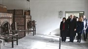 Επίσκεψη του Μάικ Πενς στο στρατόπεδο συγκέντρωσης Νταχάου