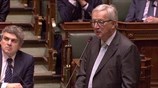 Για σκληρό brexit προειδοποιεί ο Γιούνκερ