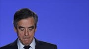 Γαλλία: Δεν αποσύρεται από την κούρσα των προεδρικών εκλογών ο Φιγιόν