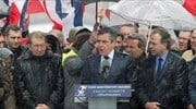 Γαλλία: Πολιτική απομόνωση για τον Φρανσουά Φιγιόν