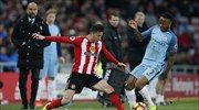 Premier League: Μείωσαν κι άλλο Τότεναμ και Μάντσεστερ Σίτι