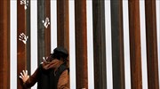 ΗΠΑ: Μείωση 40% των συλλήψεων παρατύπως εισερχόμενων από το Μεξικό
