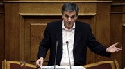 Τσακαλώτος προς Μητσοτάκη: Κι εγώ θέλω να βγω με τη Σκάρλετ Γιόχανσον