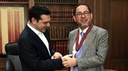 Σε εξέλιξη η συνάντηση Τσίπρα - Πιτέλα