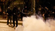 Πετροπόλεμος στο Πολυτεχνείο