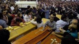 Αίγυπτος: Θρήνος και οργή στις κηδείες των θυμάτων από τη διπλή βομβιστική επίθεση