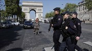 Σε εξέλιξη οι έρευνες για την επίθεση στο Παρίσι, μία ημέρα πριν το άνοιγμα της κάλπης