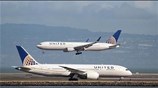 United Airlines: Σε συμβιβασμό με τον επιβάτη που έσυραν έξω από το αεροπλάνο