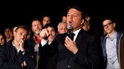 Ιταλία: Στην ηγεσία του Δημοκρατικού κόμματος επέστρεψε πανηγυρικά ο Ματέο Ρέντσι