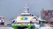 Ένταση στο λιμάνι του Βόλου με απεργούς που μπλόκαραν τον απόπλου πλοίου