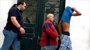 Οργή κατά του δράστη της Δάφνης στα δικαστήρια, την Τρίτη η απολογία