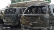 Φωτιά σε τρία ΙΧ στον λόφο του Στρέφη
