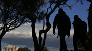 Economist: «Το ΑΕΠ αναθεωρείται, η εμπιστοσύνη καταρρέει»