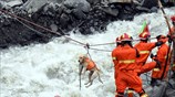 Κίνα: Συνεχίζονται οι προσπάθειες διάσωσης από τα σωστικά συνεργεία στο σημείο της κατολίσθησης