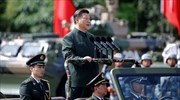 Επιθεώρηση των κινεζικών στρατιωτικών δυνάμεων από τον Σι Τζινπίνγκ