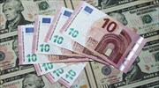 Υποχωρεί το ευρώ έναντι του δολαρίου