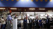 «Είσαι σίγουρος ότι δεν μας κοροϊδεύει;»