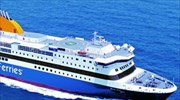 Πλοίο με 205 επιβάτες προσάραξε στην είσοδο του λιμανιού της Ίου