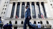 «Αγνοεί» τα αδύναμα μάκρο η Wall Street