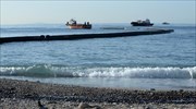 Furor over oil spill off greater Athens area continues unabated