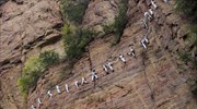 Ριψοκίνδυνη ανάβαση στην Κίνα