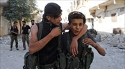 Έφηβοι μαχητές των Συριακών Δημοκρατικών Δυνάμεων στη Ράκα