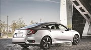 Honda Civic sedan: Δυναμική σιλουέτα με παράδοση