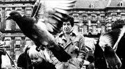 «The Flame»: Συλλογή με ανέκδοτα ποιήματα και σημειώσεις του Leonard Cohen
