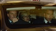 Brexit: Στις Βρυξέλλες η Μέι για «εποικοδομητικές συνομιλίες» με Γιούνκερ - Μακρόν
