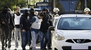 Εξάρχεια: Έρευνα σε διαμέρισμα που είχε νοικιάσει ο 29χρονος συλληφθείς για τα τρομοδέματα