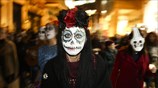 Γιορτάζοντας την «Μέρα των Νεκρών» στην Αθήνα