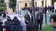 Προπηλακισμός του κατηγορούμενου για τον φόνο της εφοριακού στα δικαστήρια