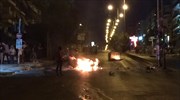Κλειστή η οδός Πατησίων - Φωτιές σε κάδους από ομάδα 20 ατόμων